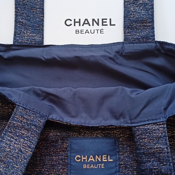 🆕 Chanel Beauty Tote Shopping Bag Purse Handbag - Picture 5 of 11